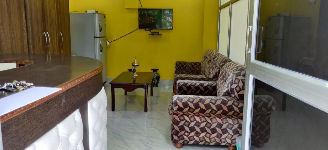 Hotel Sk Lodge Near Guwahati Airport Екстер'єр фото